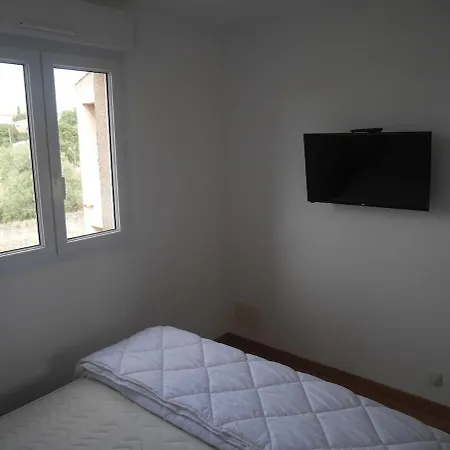 Pleasant Air-conditioned T2 In Ile Rousse Appartamento LʼÎle-Rousse